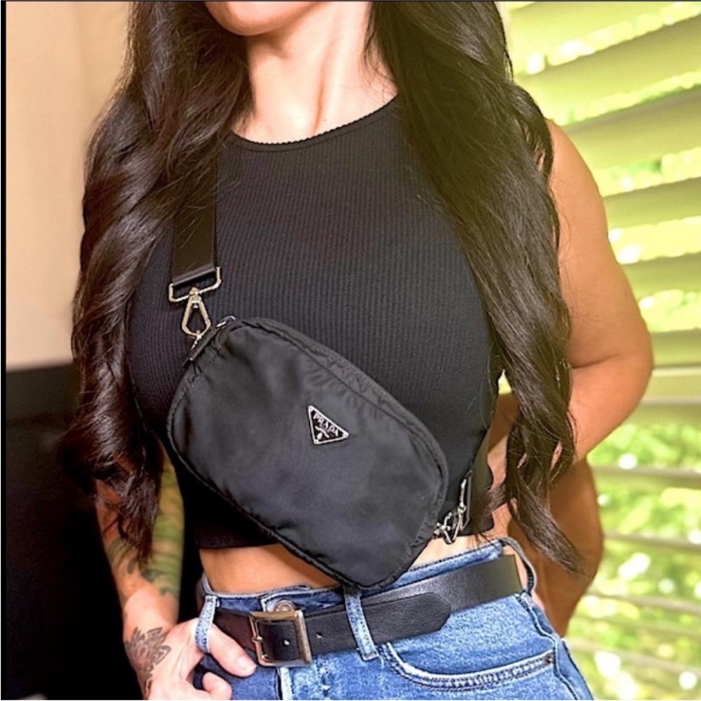 AUTHENTIC CROSSBODY PRADA BAG
